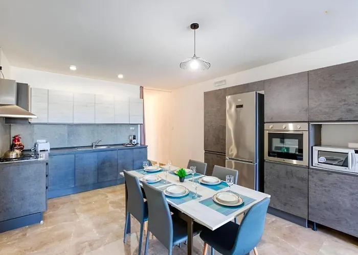 Apartament Spacious 3br Close To Marsascala Promenade *