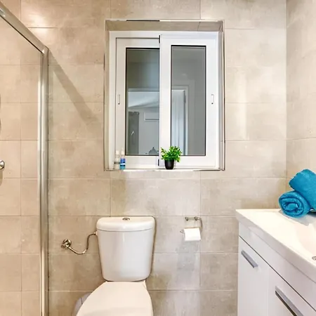 Large, 3 Bedroom In Marsascala Марсаскала